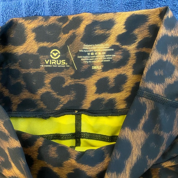 Virus multiverse leopard print shorts - Picture 5 of 5